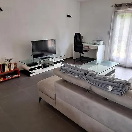 Hébergement de vacances 100m2 Hyères